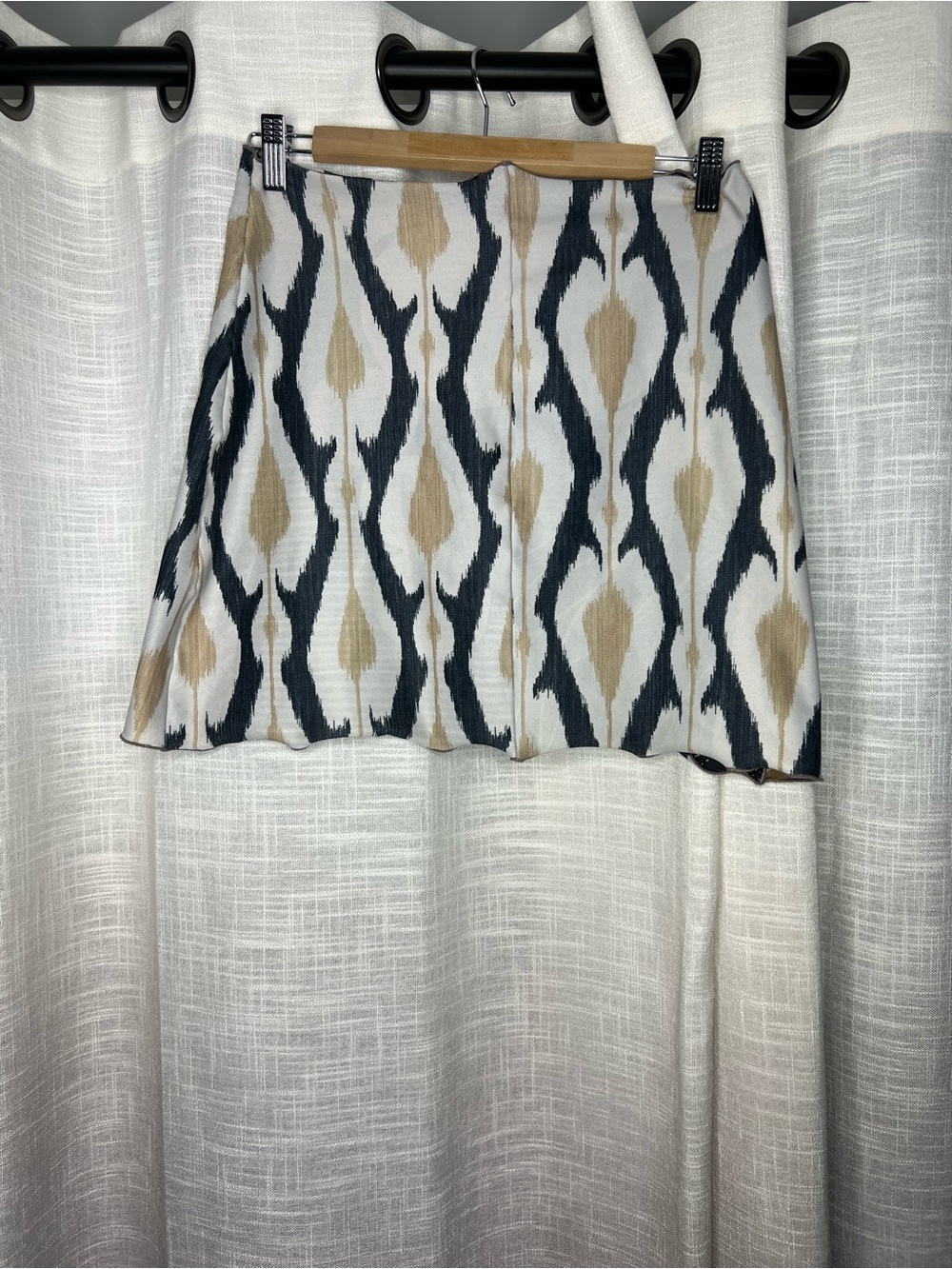 Haystacks Patterned Reversible Skirt - Picture 3 of 5